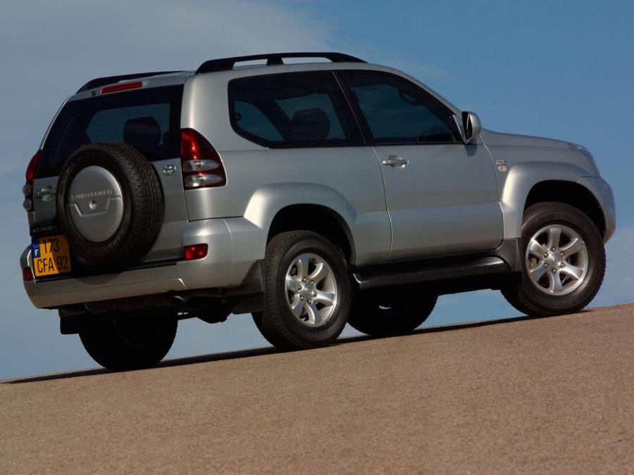  Toyota Land Cruiser Prado 120 3-Door 2003 года  (фото 19 из 29)